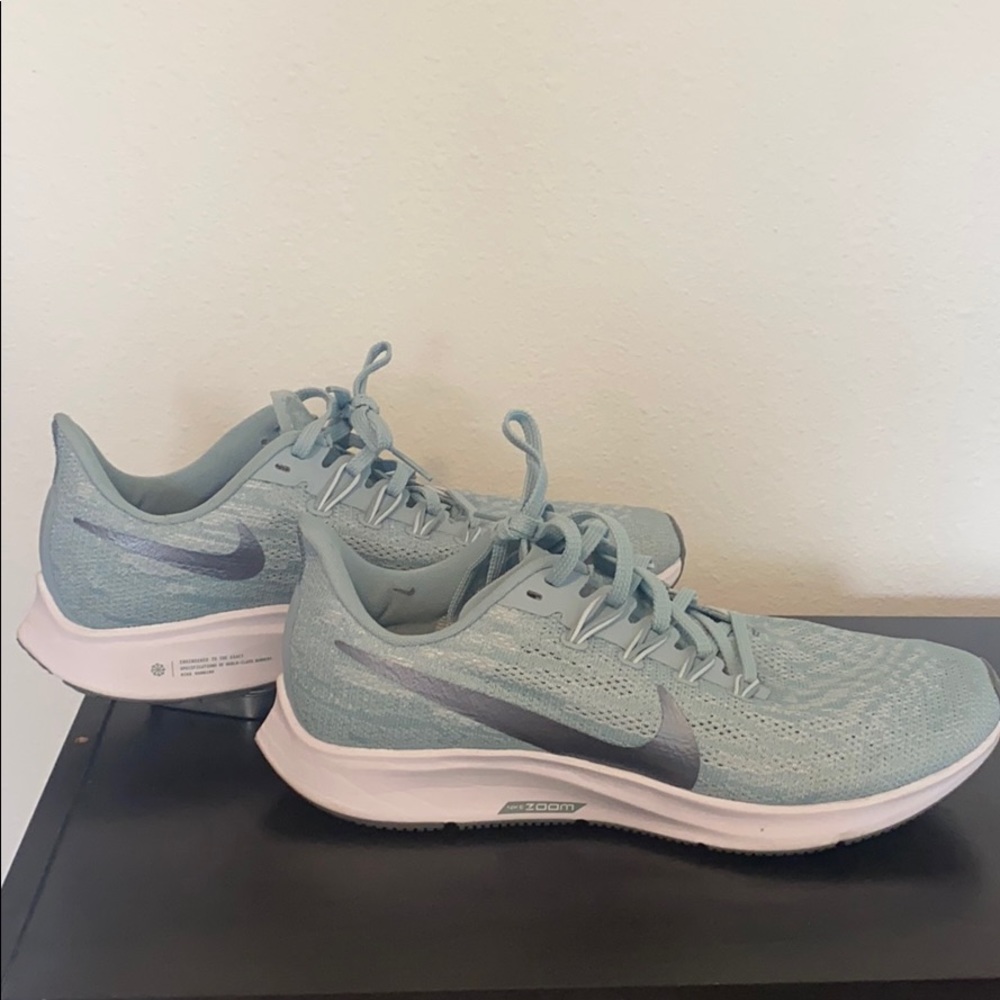 Nike Zoom Pegasus Women’s 8.5 Running Shoe